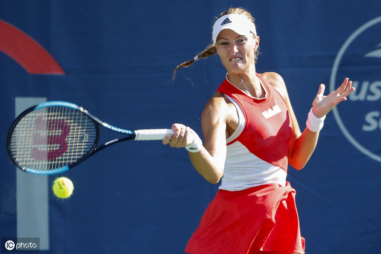 与马刺完成 与马刺完成